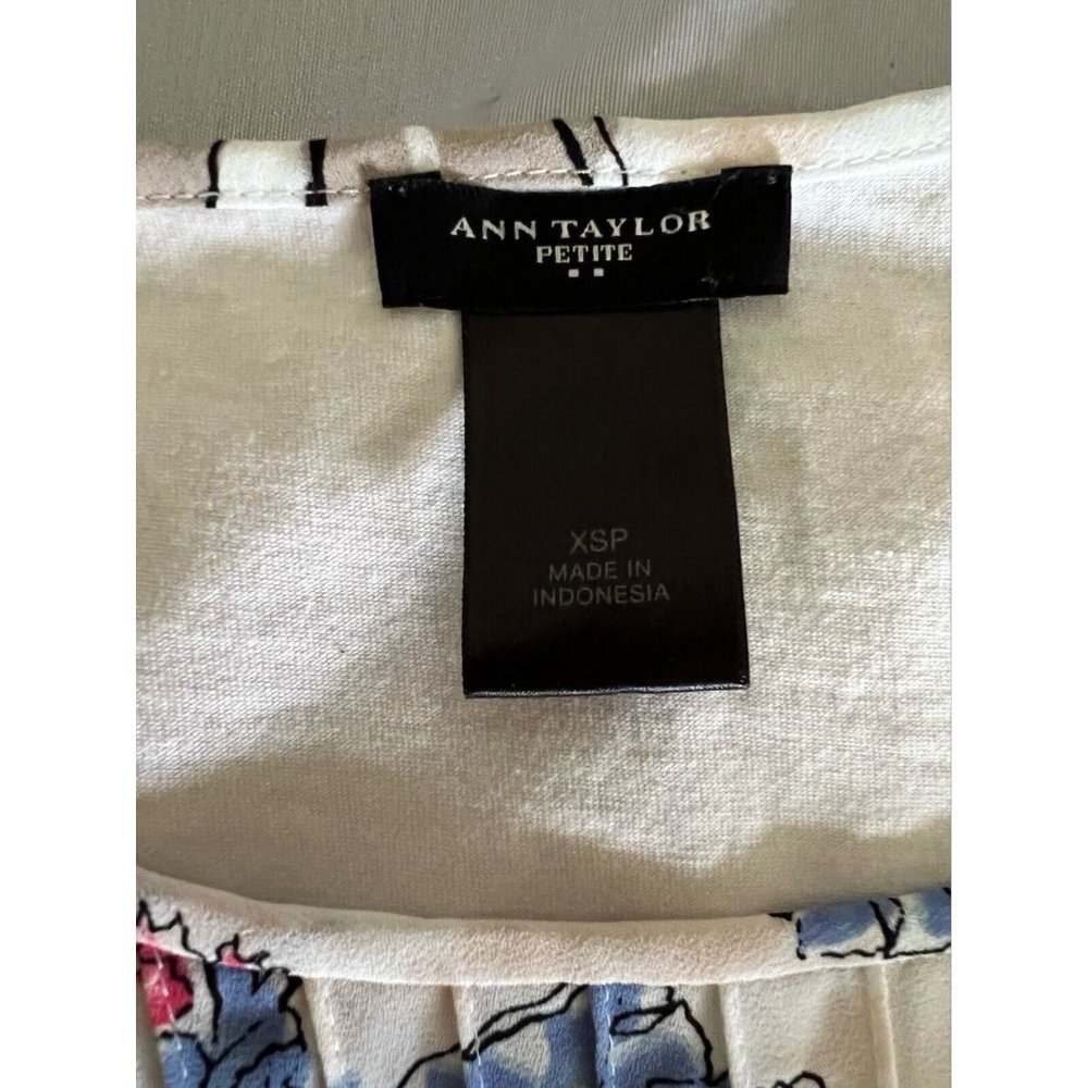Ann Taylor Women's Blouse Floral Sleeveless Multicolor Size PETITE - Picture 7 of 7